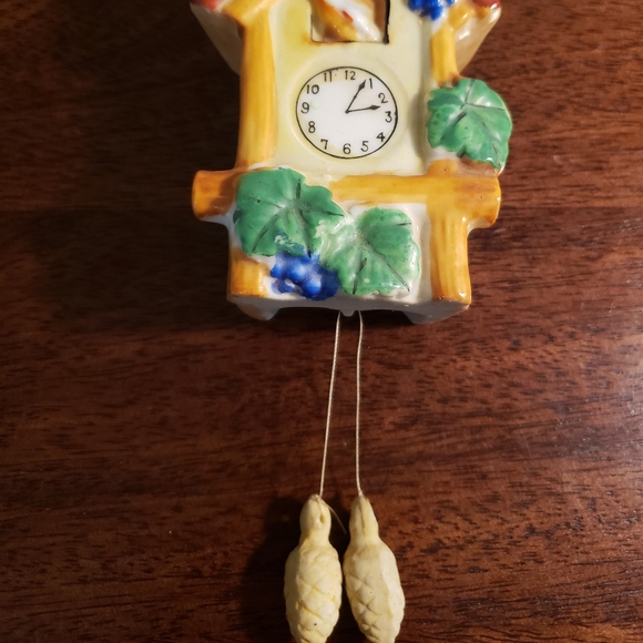 Vintage Cuckoo Clock Wall Vase Japan - Picture 5 of 10